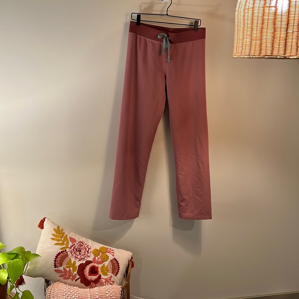 Figs Mineral Mauve Small Livingston scrub pants